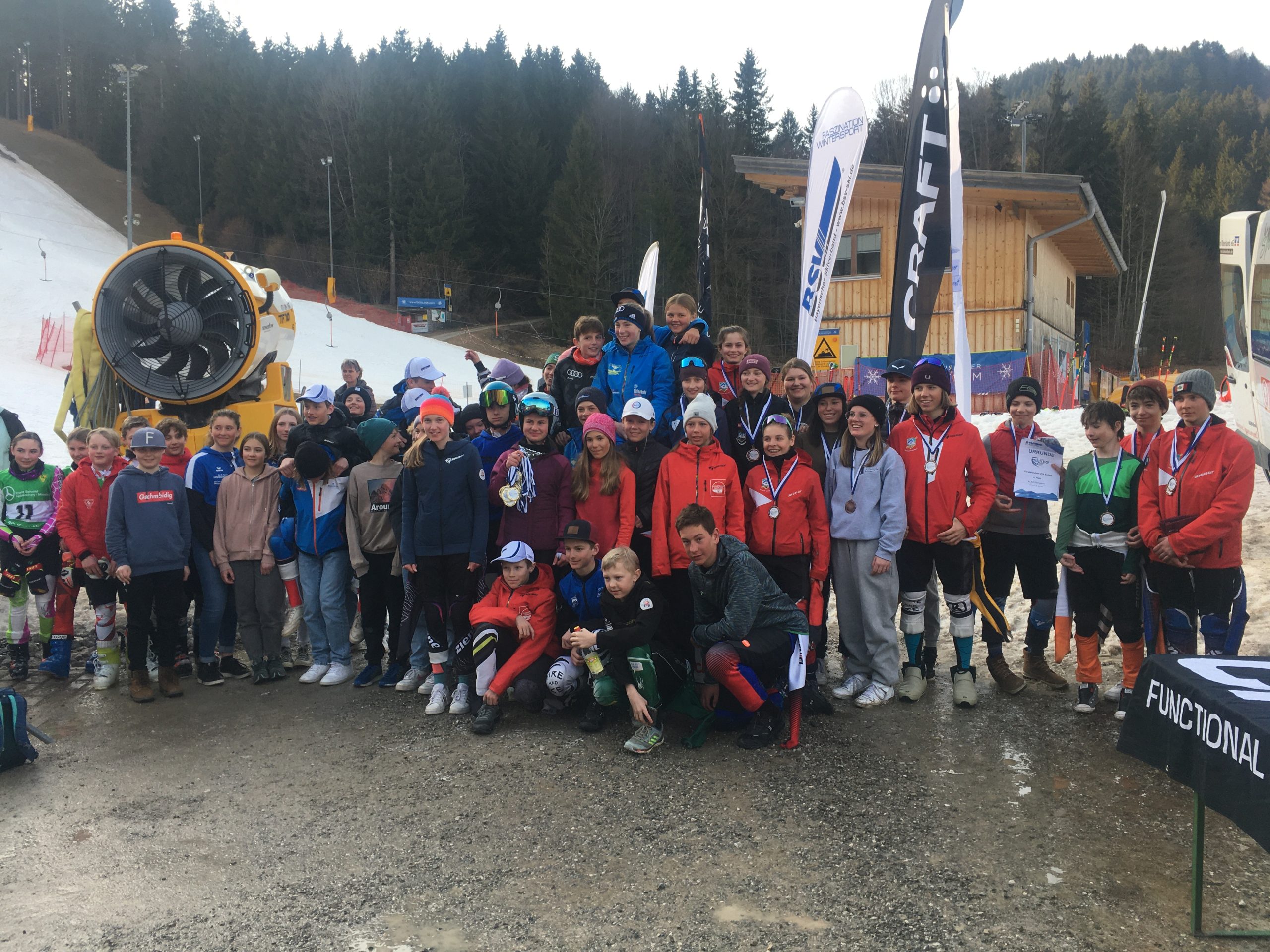 Oberland gewinnt Team Gesamtwertung Skiliga Bayern Schüler Saison 2022