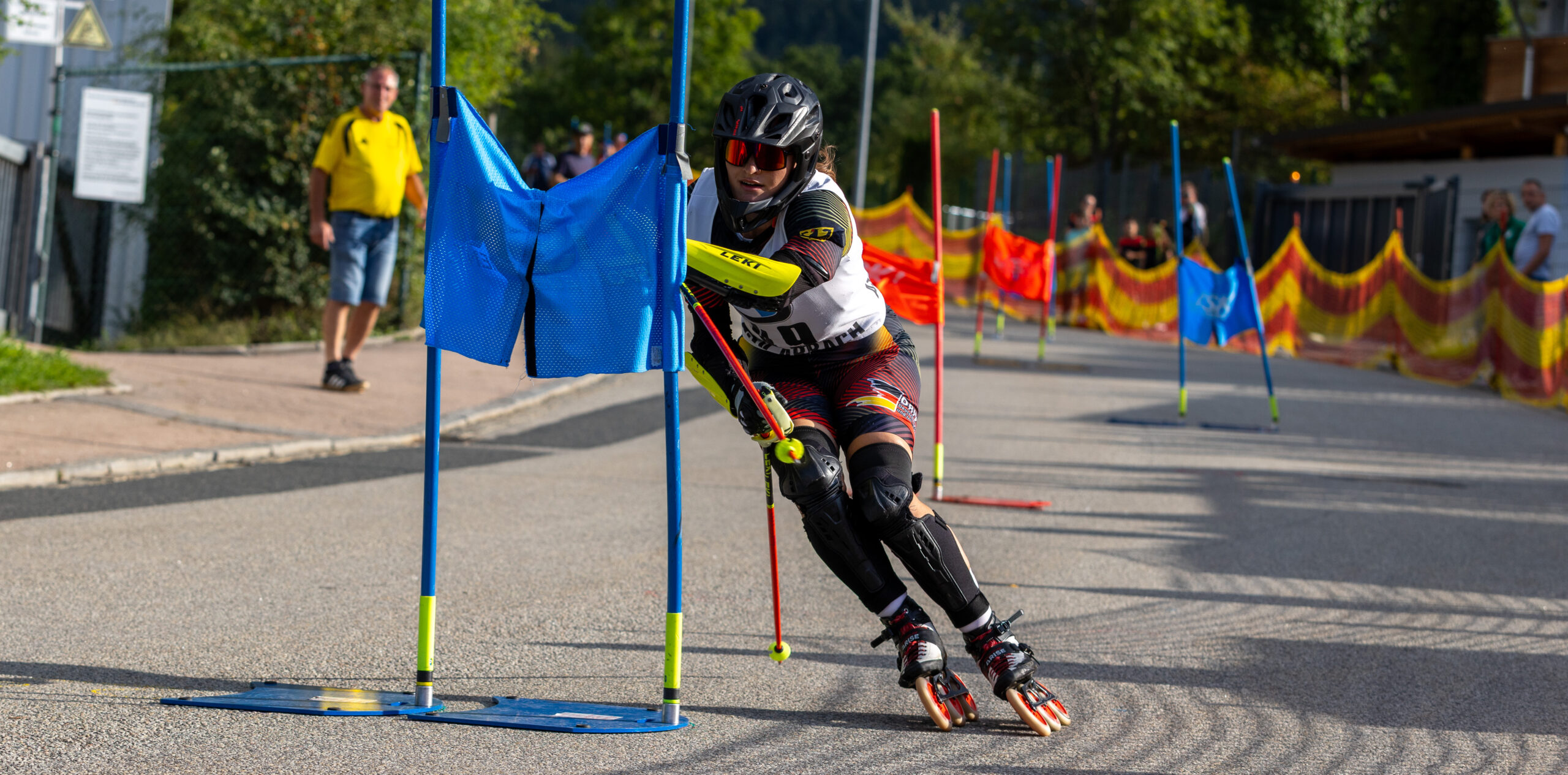 Ski Inlline Fahrerin