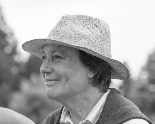 In tiefer Trauer gedenkt der Bayerische Skiverband Rosi Mittermaier, die am 4.1.2023 verstorben ist.