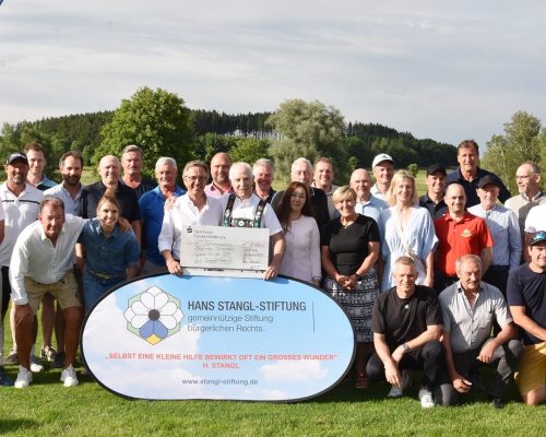 Golfturnier der Hans-Stangl Stiftung zugunsten des bayerischen Skinachwuchses