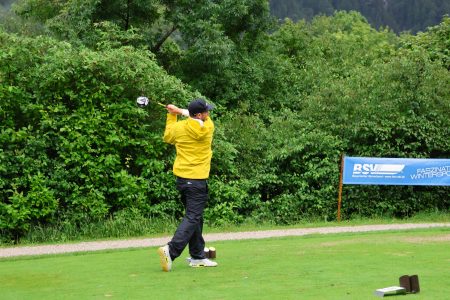 Golfen für den guten Zweck – trotz Regen: Das 18. BSV-Charity Golfturnier presented by Husqvarna zur Förderung des Wintersportnachwuchses