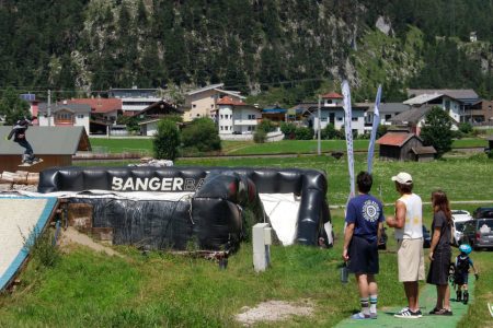 Out with a BANG: In Scharnitz steht das Snowboard-Nachwuchsevent des Sommers an