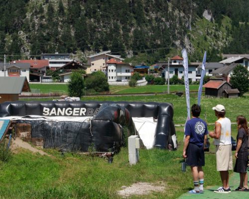 Out with a BANG: In Scharnitz steht das Snowboard-Nachwuchsevent des Sommers an