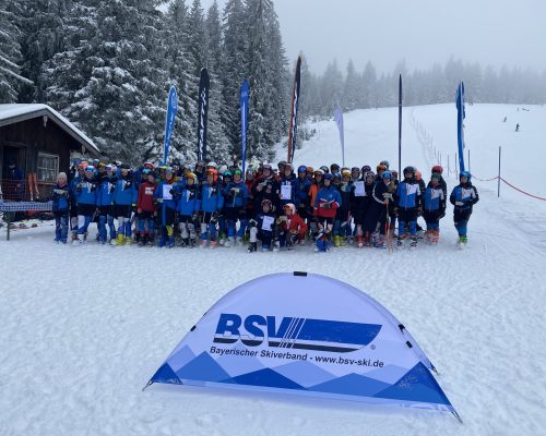 Helene Murböck und Kim-Noah Dehn sind die Tagessieger beim Riesenslalom Skiliga Bayern Schüler in Garmisch-Partenkirchen