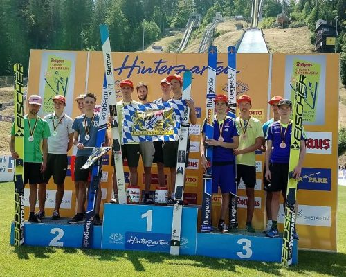 Katharina Althaus, Constantin Schmid und Bayerisches Team sichern sich DM-Titel