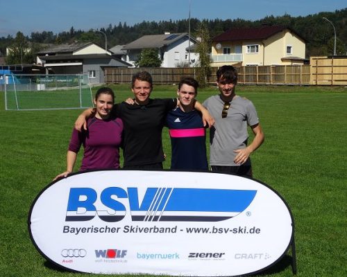 Franzi Welzmüller, Andi Sedlmeier, Thomas Schwarz und Konsti Welzmüller (v.l.)