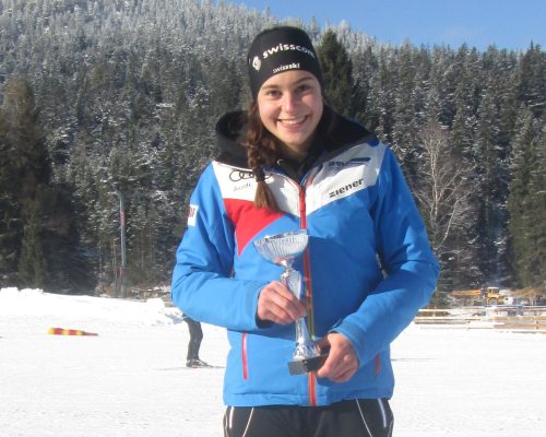 Magdalena Siglhuber gewinnt internationales FIS Langlaufrennen
