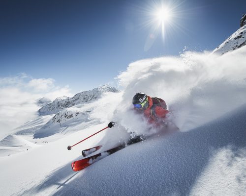 Sonnenskilauf am Stubaier Gletscher